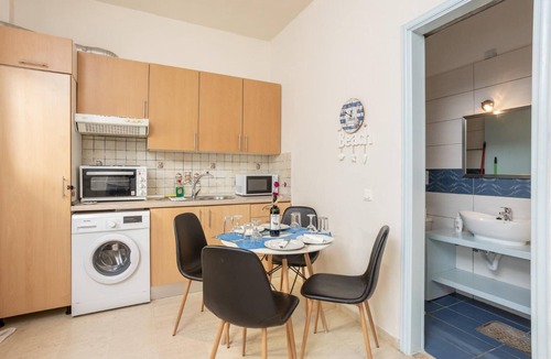 Lakka House | Flora Maisonettes 1 - Two Bedroom House, Sleeps 5