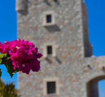 Omales House | Focalion Castle Luxury Suites