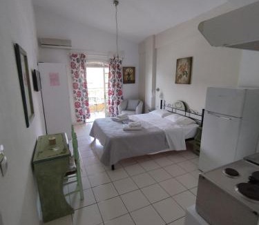 Sivota Apartment | Fofos Rooms