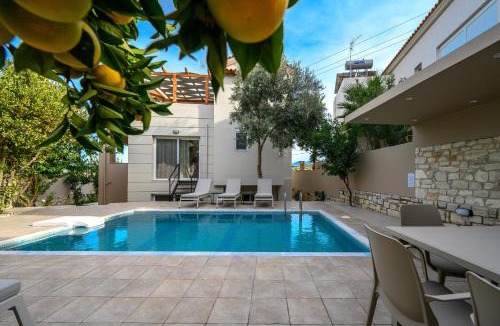 Sfakaki Villa | Foothills Tangerine Villa