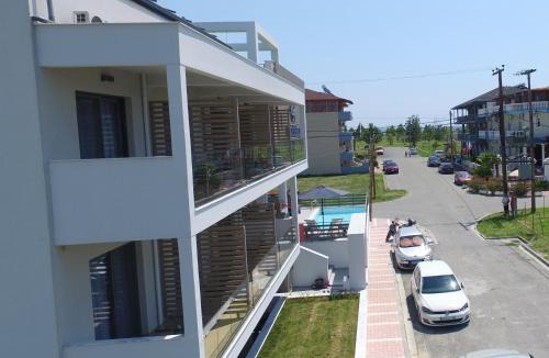 Katerini Apartment | FOUR REASONS