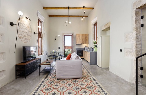 Filaki Villa | Fully renovated historic building encompassed by nature views