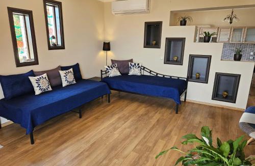 Eleios-Pronnoi Apartment | G and A House
