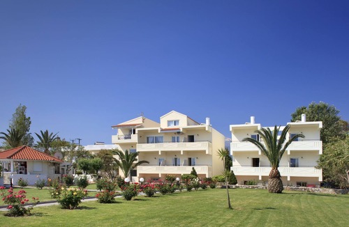 Kalyves Apartment | Galazio Kima Apartments - Bougainvillea Top Floor Suite 8