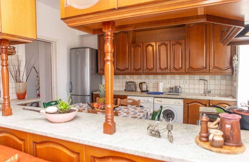 Old Town Naxos House | gatis house, naxos town center,suitable for families, groups, spaceus and cozy!