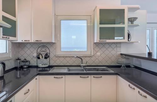 Agia Marina Apartment | Gianna's House