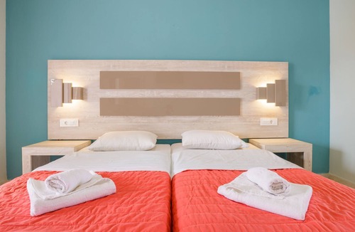 Katastari Apartment | Giannis Pool Studios 7, Alykes, Zakynthos, Greece