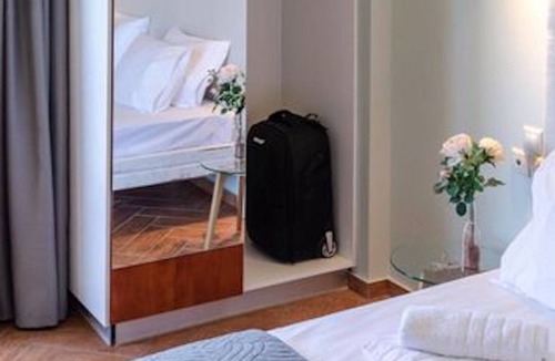 Kato Stalos House | Girogiali beach hotel