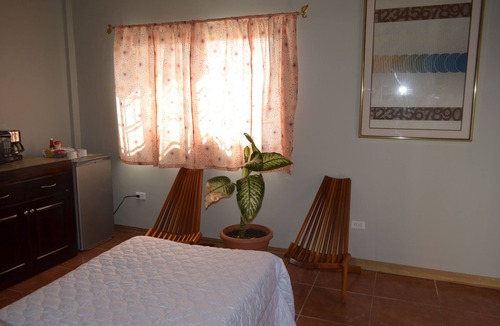 Armenia Bed & Breakfast | GM Suites Bed & Breakfast n"Experience Comfort At It's Best"