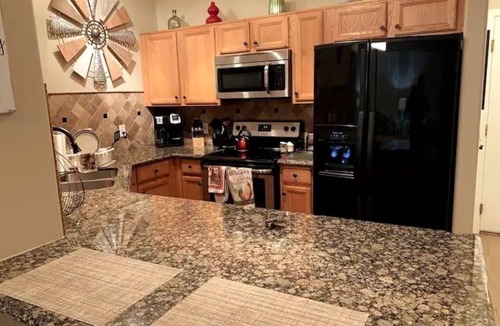 Gilbert House | Gorgeous Gilbert Getaway/3 Bedroom 2+ Bath Home/2 car garage/Sleeps 10