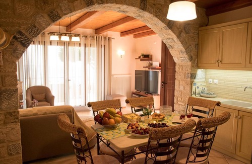 Kilada House | Great location, sea view, pool, wifi | holiday house Argolis, Peloponnese