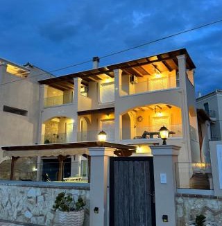 Porto Heli Villa | Han’s Maisonette