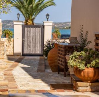 Porto Heli Villa | Han’s Maisonette