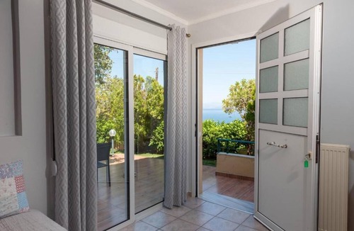 Paralias Apartment | Harris elegant house superb sea view near airport