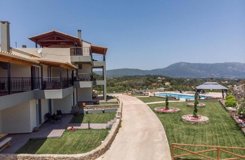 Vassilatika Villa | Heaven Hill Villas ground floorn