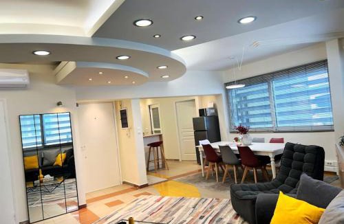 Athens City Centre Apartment | HighEnd 5BDR NewApt w/Breathtaking Acropolis View