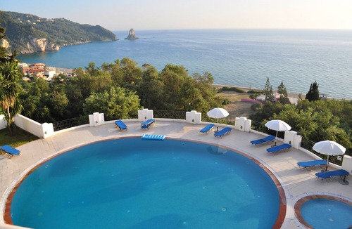 Agios Gordios Apartment | Holiday Apartments Maria with pool and Amazing view - Agios Gordios Beach