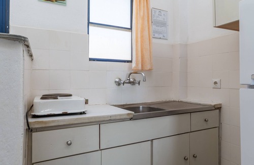 Kipri House | Holiday Home '1a Kypri Seaview Perasma Studio' with Sea View, Wi-Fi and Air Conditioning