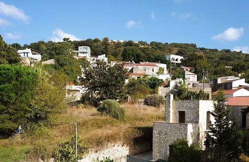 Armenoi House | Holiday Home "Marzia's Garden House" with Mountain View & Wi-Fi