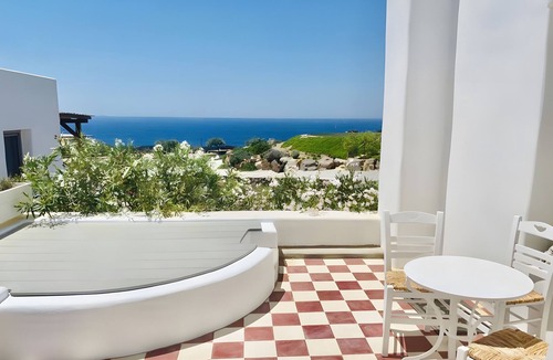 Milos House | Holiday Home 'Olive' with Sea View, Wi-Fi and Air Conditioning