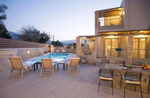 Georgioupolis House | Holiday house Yeoryioupolis Kriti for 1 - 5 persons with 3 bedrooms - Holiday house