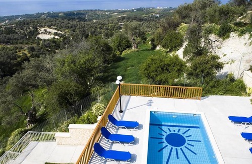 Adele Villa | Holiday house for 8 persons, with swimming pool