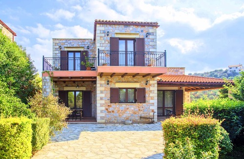 Douliana House | Holiday house Gavalochori for 1 - 16 persons with 6 bedrooms - Holiday home