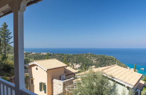 Agios Nikitas House | Holiday house Vafkeri for 1 - 6 persons with 3 bedrooms - Holiday house