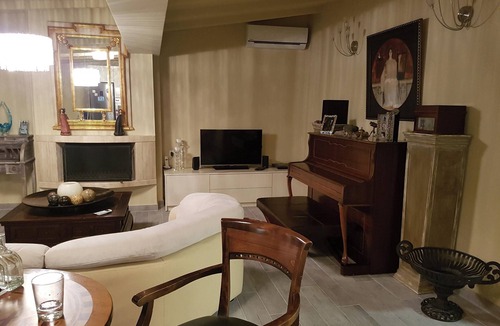 Thessaloniki Apartment | Homerez - 90 m² Apartment in Thessaloniki with Balcony