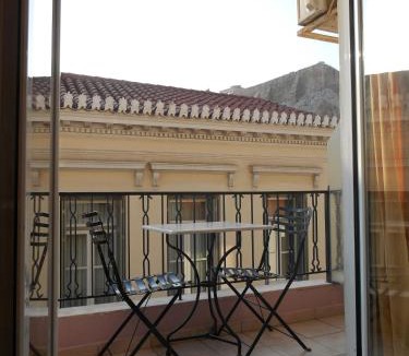 Plaka Hotel | Hotel Byron