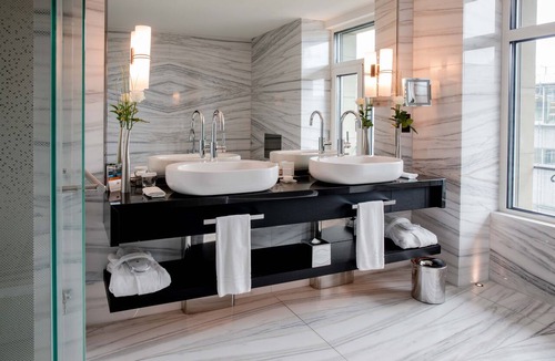 Innere Stadt Hotel | Hotel Schweizerhof Bern & Spa