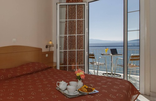 Tolo Hotel | Hotel Tolo