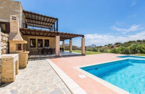 Lefkogeia House | House ∙ 3 bedrooms ∙ 6 guests