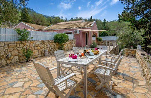 Ieromonachos House | House ∙ 3 guests