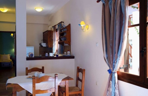Lefokastron Apartment | House in Lefokastro - in front of the beach + Wi-Fi #3