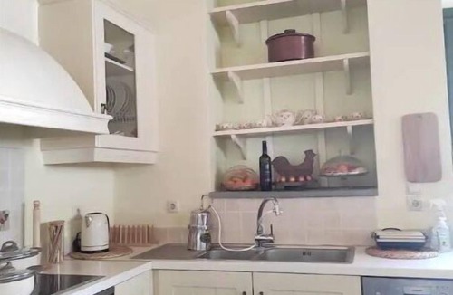 Paleopolis House | House Moscha