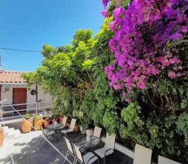 Skiathos Town House | Iliada