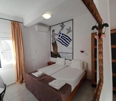 Skiathos Town House | Iliada