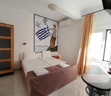 Skiathos Town House | Iliada