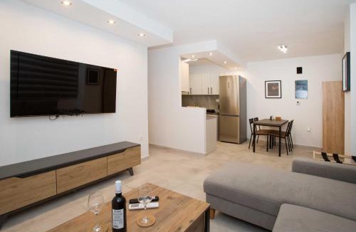 Moschato-Tavros Apartment | Ilissos Harmony Apartment