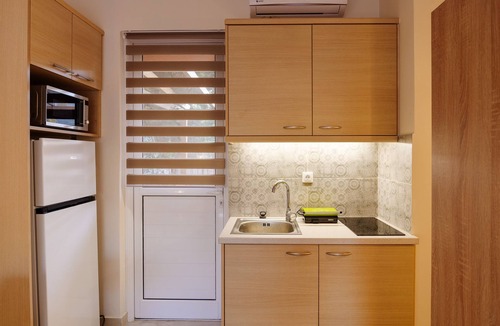 Schinias Apartment | Impeccable 1-Bed Apartment in Schinias Beach