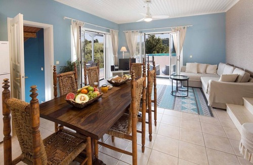 Koutsi Villa | Infinity pool villa with panoramic sea views