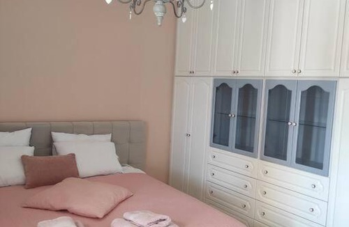 Ioannina Apartment | Ioannina Cozy Hill House