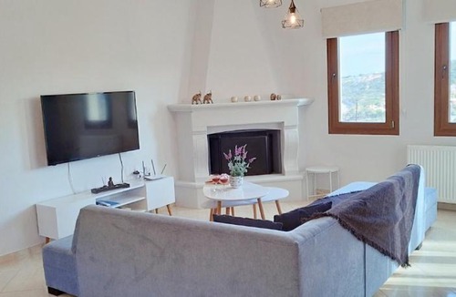 Gerani Apartment | "IRO HOUSE" 600m from the beach