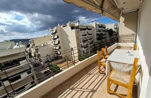 Nea Chalkidona Apartment | It's Always Sunny in Filadelfeia
