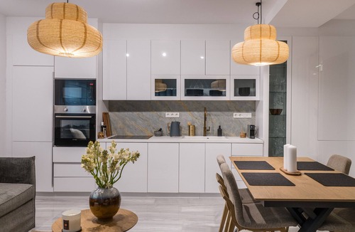 Neapoli Apartment | Jun - Next Level Hillside