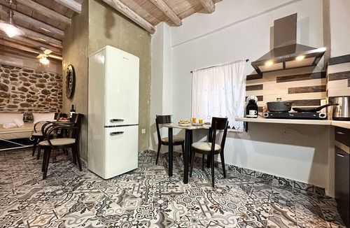 Kouroutai Apartment | Kalykas Pool Apartment