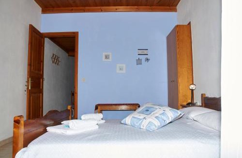 Pedi Apartment | Kamares Studios