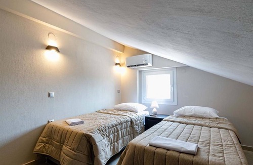 Flogita Apartment | Kiosse Maison 1 by TravelPro Services - Nea F...