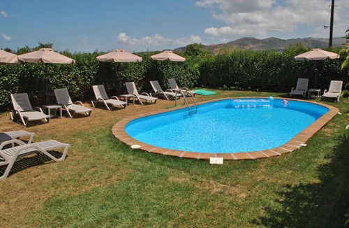Vatolakkos Villa | Klironomos Art Villa
